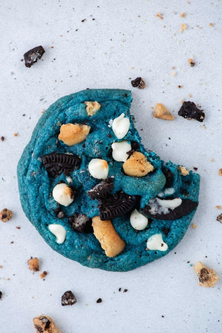 Cookie Monster cookie with Oreo pieces, cookie chunks & white chocolate chips